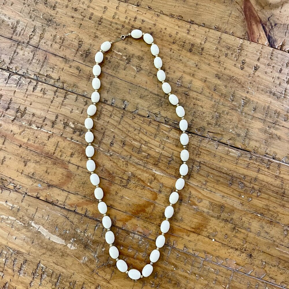 Vintage Napier Cream Oval Smooth Beads and Gold Tone Round Beaded 30" Necklace